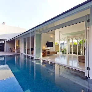 Villa White Seminyak (Bali)